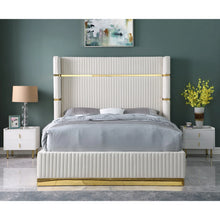 Load image into Gallery viewer, B786 Aspen Cream Bed
