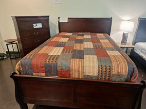 CLEARANCE LOUIS PHILIP CHERRY FULL BED & CHEST