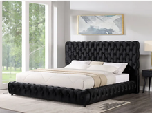 Load image into Gallery viewer, DREAM TUFTED VELVET PLATFORM BED
