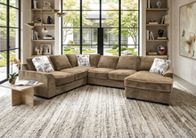 Load image into Gallery viewer, Amara Sectional
