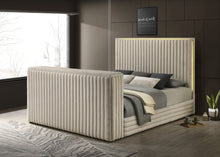 Load image into Gallery viewer, Villa White Platform Bed
