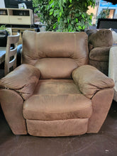 Load image into Gallery viewer, FLOOR MODEL CLEARANCE ASH BROWN ROCKER RECLINING CHAIR
