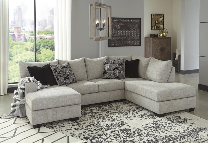 ASHLEY 960 STORM SECTIONAL W/ PILLOWS
