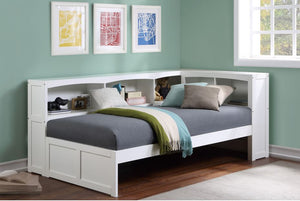 ROWE WHITE TWIN YOUTH BED WITH TRUNDLE